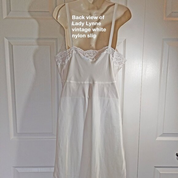 VTG Lady Lynne white slip, Rare 1950's pin-up girl style, 36" bust, Shiny nylon - Picture 5 of 16